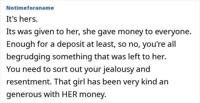 Text comment about a woman leaving a massive fortune to her niece, causing family conflict.