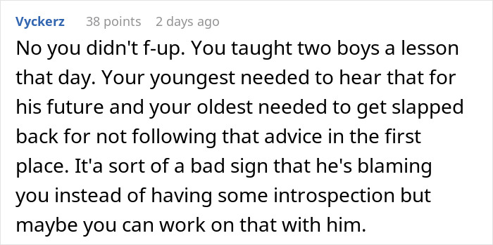 Screenshot of a comment discussing lessons taught by a dad to his sons about being a good boyfriend.