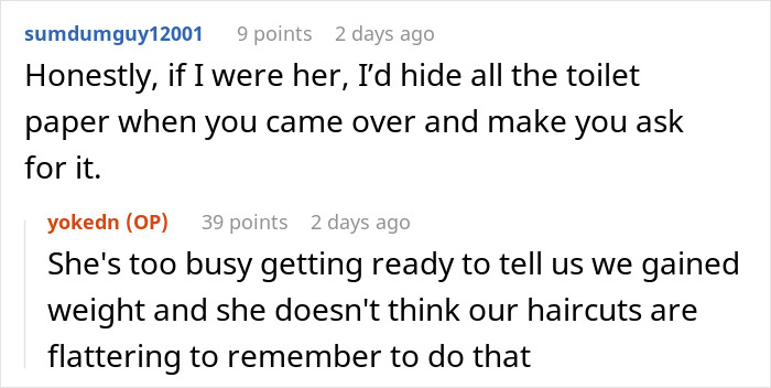 Reddit comments discussing mother-in-law&rsquo;s controlling tendencies about toilet paper.