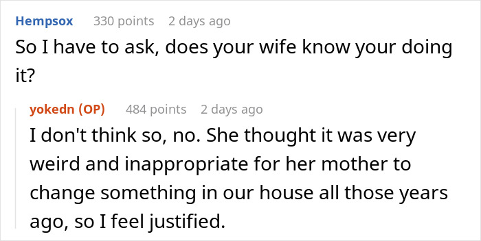 Reddit comment exchange about mother-in-law’s controlling tendencies and toilet paper roll.